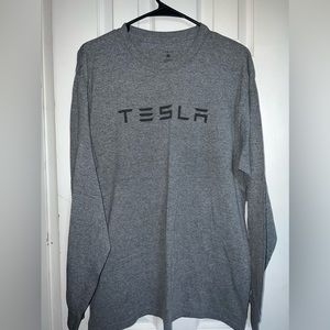 Tesla long sleeve size L